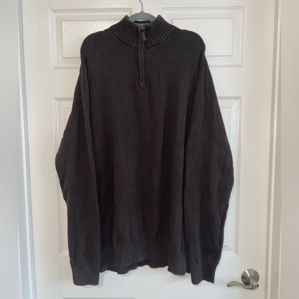 Eddie Bauer brown quarter zip sweater. Size T2XL.